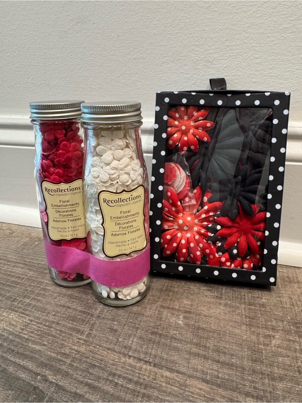 Recollections Red and White Floral Embellishment Bottles and Box
